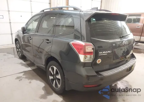 2018 Subaru Forester 2.5I Premium z USA, uszkodzony, nr VIN JF2SJAGC1JH497740